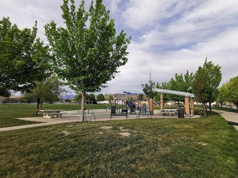 Meadows Community Park in Salt Lake City, Utah | Walking Trail