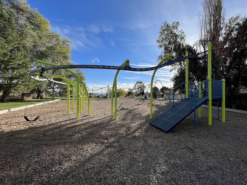 Neldon Neldon Hamblin Park in Clearfield, Utah | Zipline & Swings